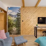 Apartment Premium Salwatorianska Mountain View By Renters Prestige Zakopane