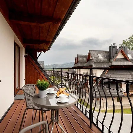 Premium Salwatorianska Mountain View By Renters Prestige Apartment