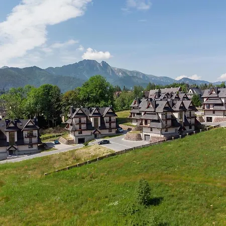 Premium Salwatorianska Mountain View By Renters Prestige Apartment *