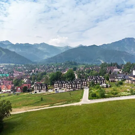 Premium Salwatorianska Mountain View By Renters Prestige Apartment