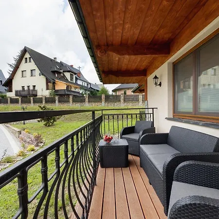 Premium Salwatorianska Mountain View By Renters Prestige Apartment *